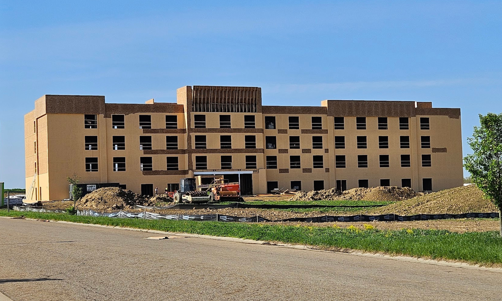 holiday inn express canton back view